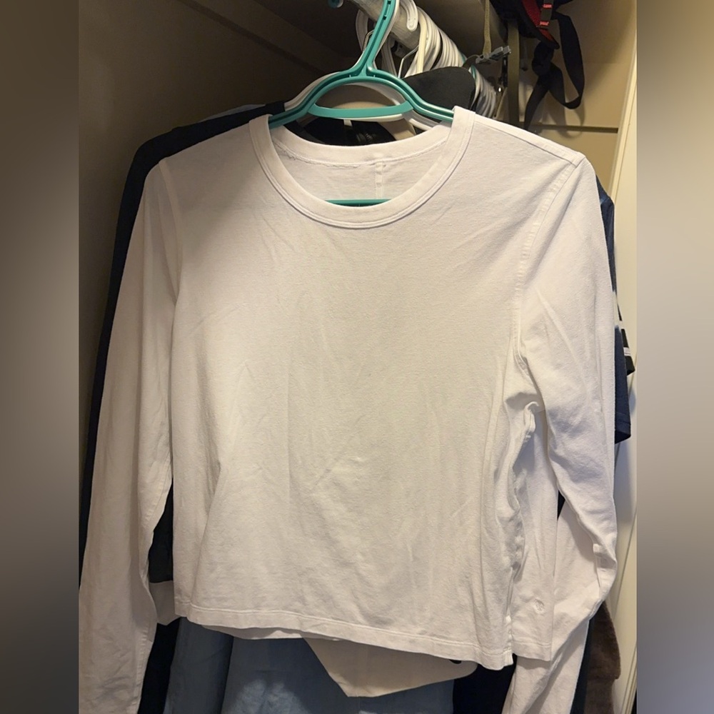 Lululemon Classic Fit Long Sleeve